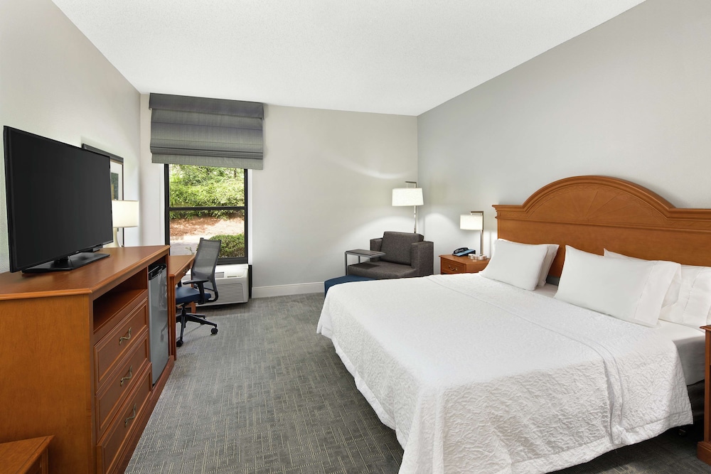 Hampton Inn Atlanta Newnan - photo 21