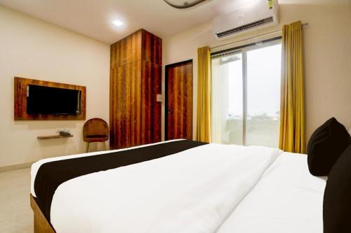 Gaurav Hotel And Restaurant - last minute hotel in Indore