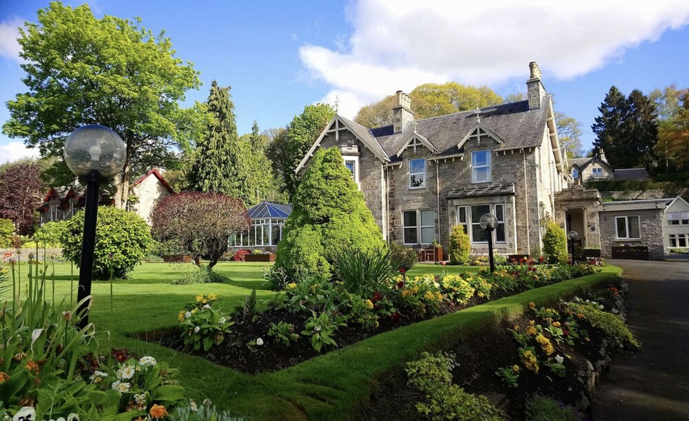 The Claymore Guest House — 4-Star Luxury Hotel in Pitlochry, United Kingdom