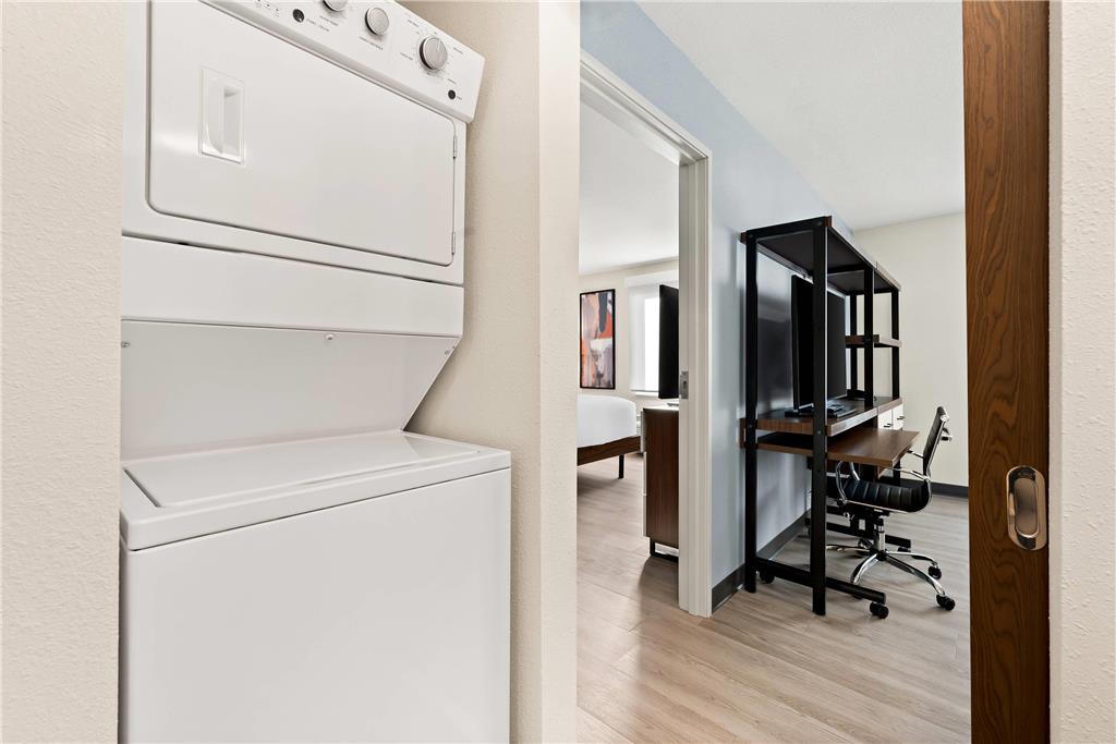 Everhome Suites Huntsville Research Park - photo 29