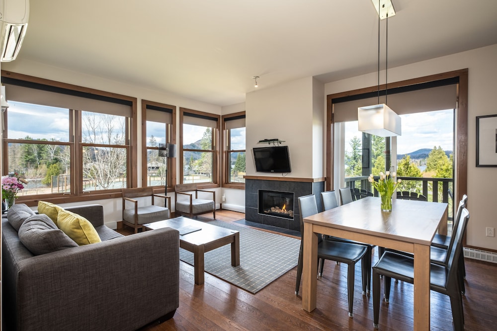Elysium Suites sur Lac — 4-Star Luxury Hotel in Mont-Tremblant, Canada