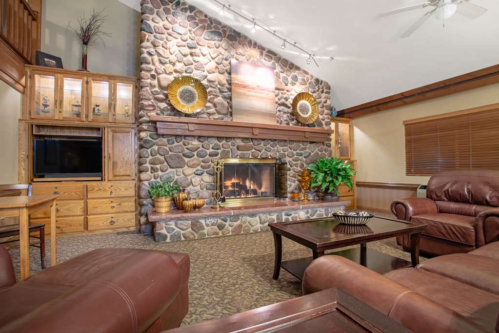 AmericInn by Wyndham Green Bay West - photo 5