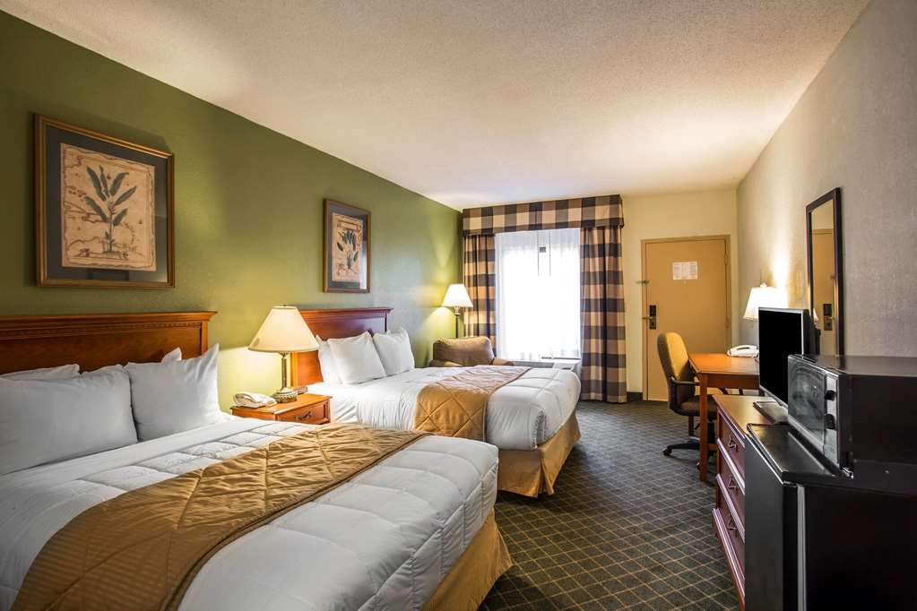 Clarion Inn & Suites Aiken South - photo 20