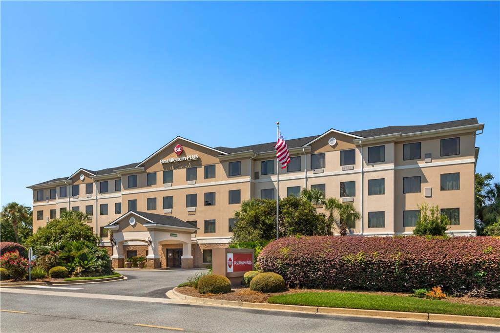 Best Western Plus Valdosta Hotel & Suites - photo 41