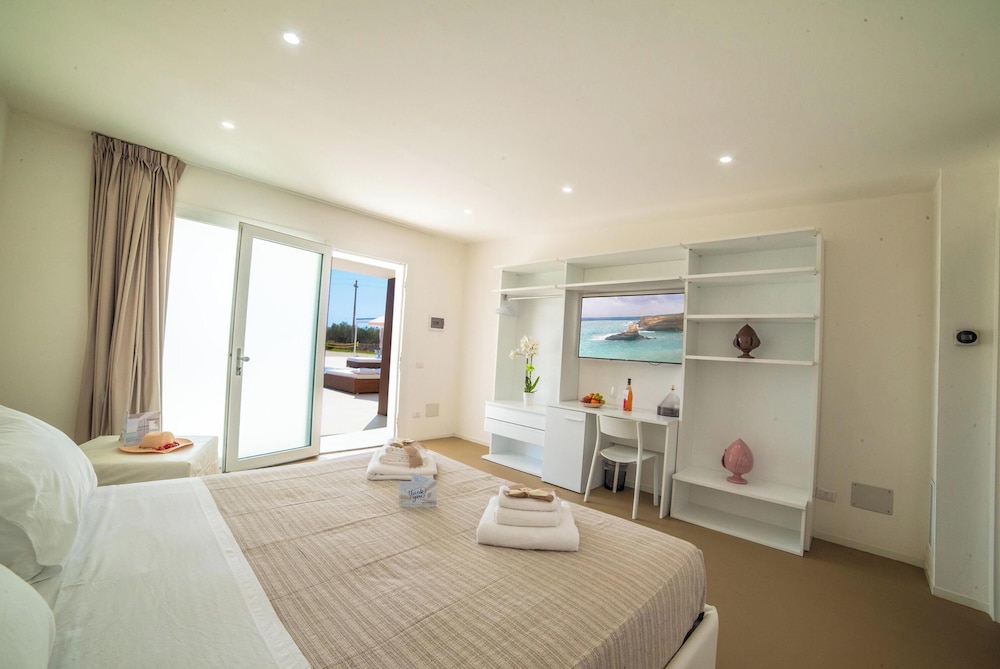 Agricola Chiani 1 Triple Relax&pool in Melendugno, Italy