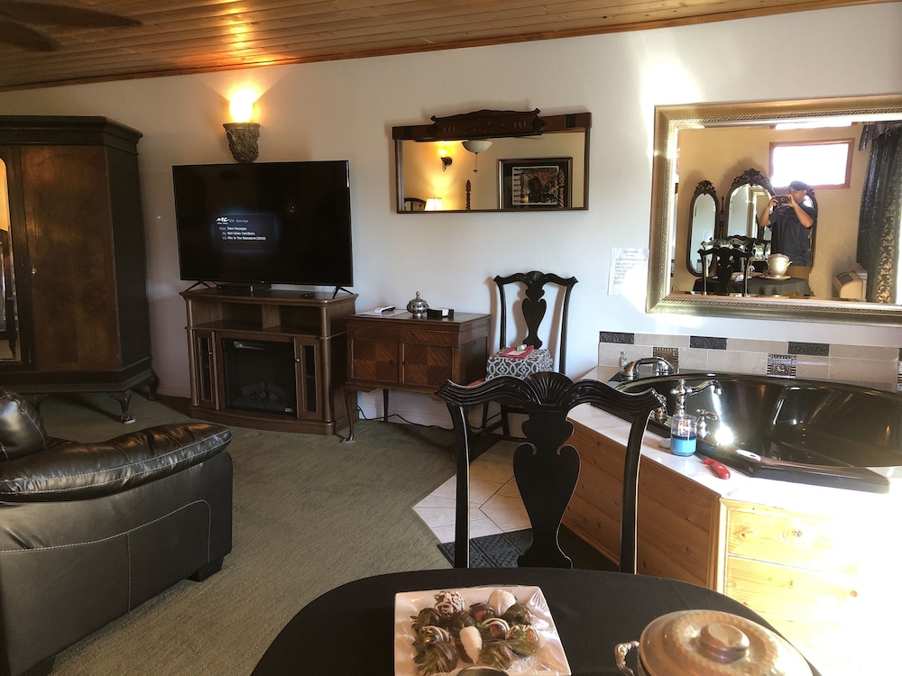 Echo Canyon Spa Resort - photo 68