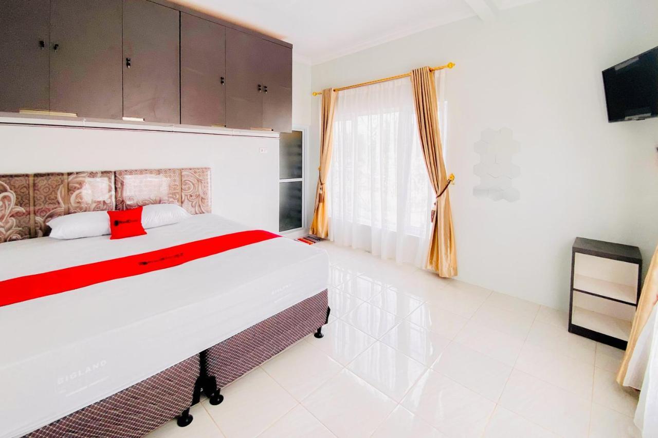 RedDoorz Syariah at GCL Bukittinggi in Bukittinggi, Indonesia