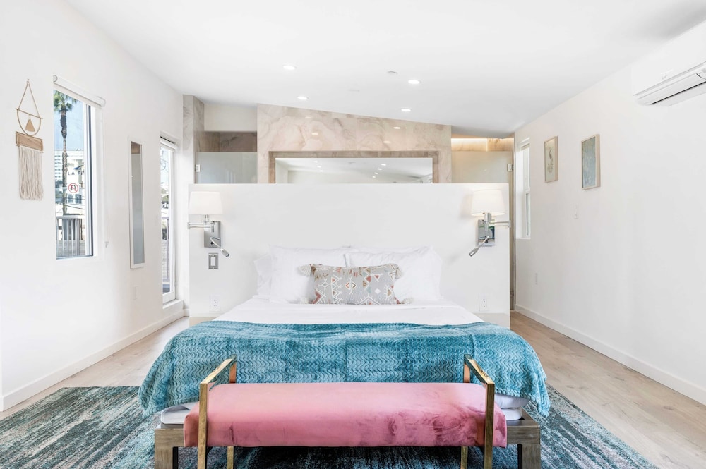 The Gower Street Bungalows by AvantStay - photo 19
