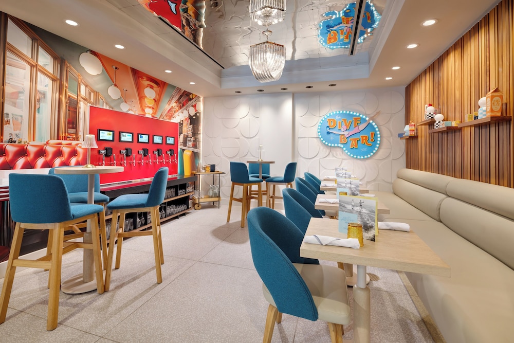 Hotel Continental Miami Beach Tapestry Collection by Hilton - photo 51