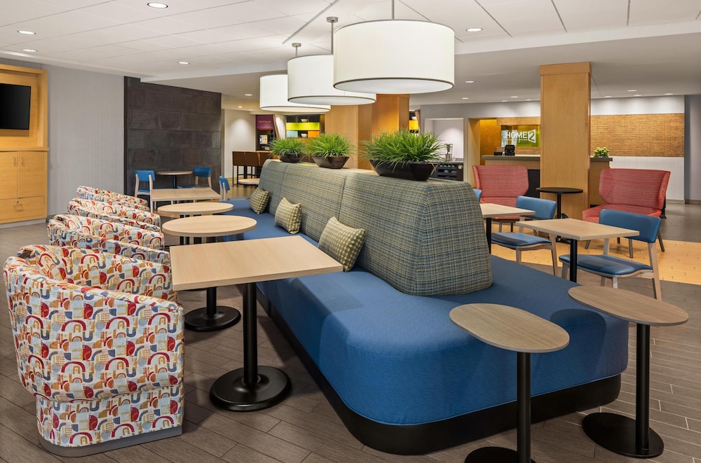 Home2 Suites by Hilton Roseville Minneapolis - photo 4