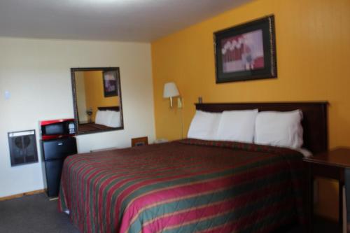 Thunderbird Motel Las Vegas New Mexico - photo 32