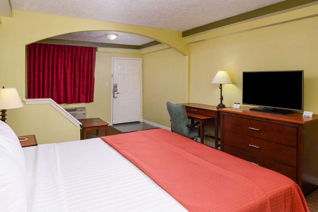 Americas Best Value Inn & Suites Waller Prairie View - photo 11
