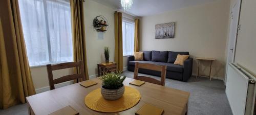 Data House Apartments TWO — 4-Star Luxury Hotel in Atherstone, United Kingdom