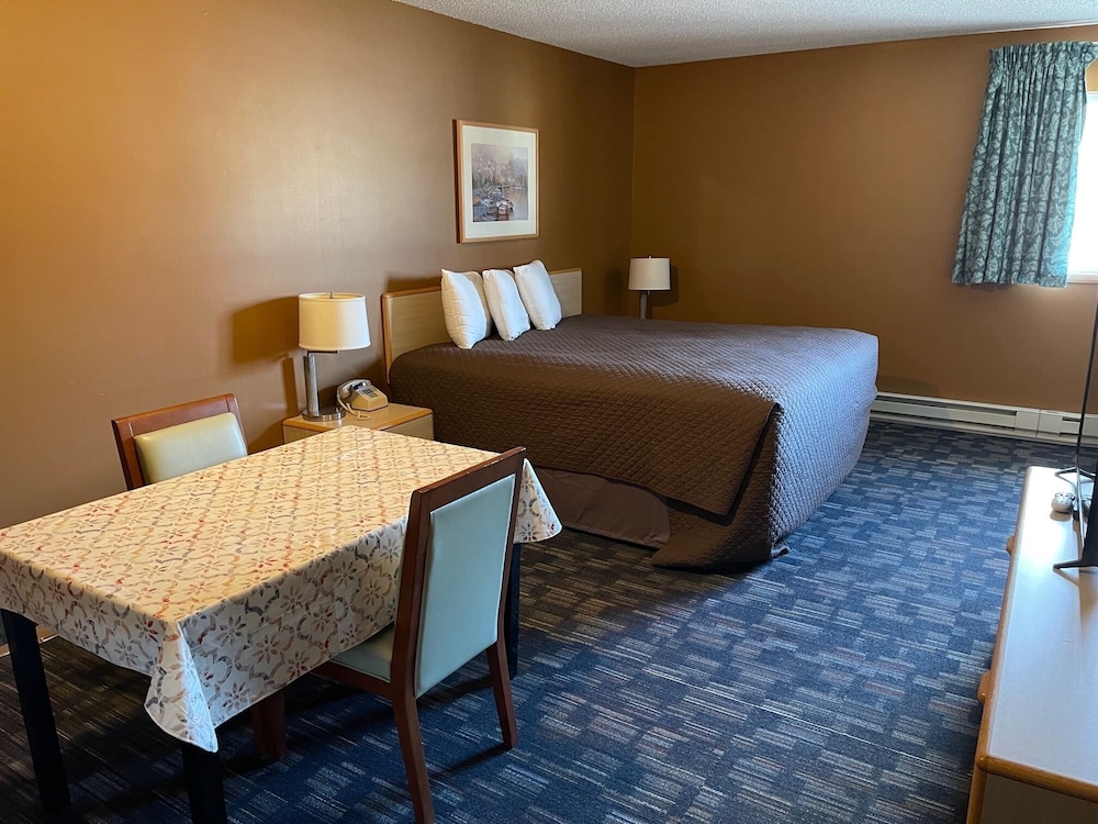 Lakeside Motor Inn - photo 12