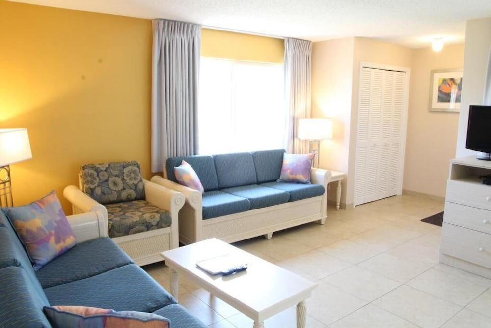 Canada House Beach Club Resort - photo 10