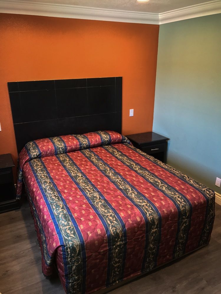Highland Park Motel - photo 9