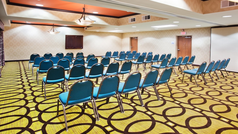 Holiday Inn Express Peachtree Corners Norcross by IHG - photo 25
