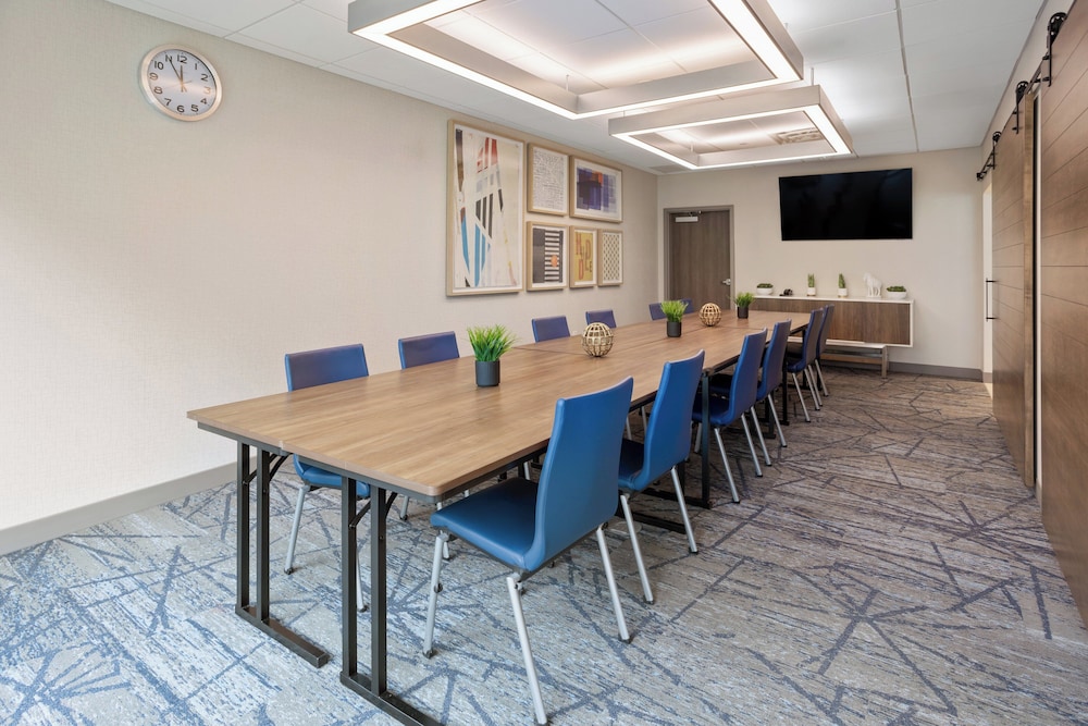 Holiday Inn Express & Suites Waynesboro East by IHG - photo 36