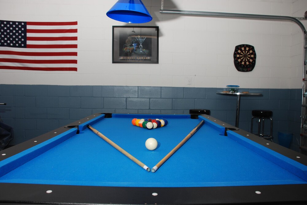 South facing Pool With Spa & Games Room - photo 42