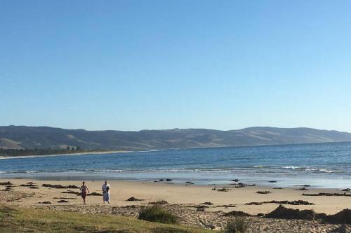 Apollo Blue Oceanview Unit 1 B Free WIFI — 4-Star Luxury Hotel in Apollo Bay, Australia