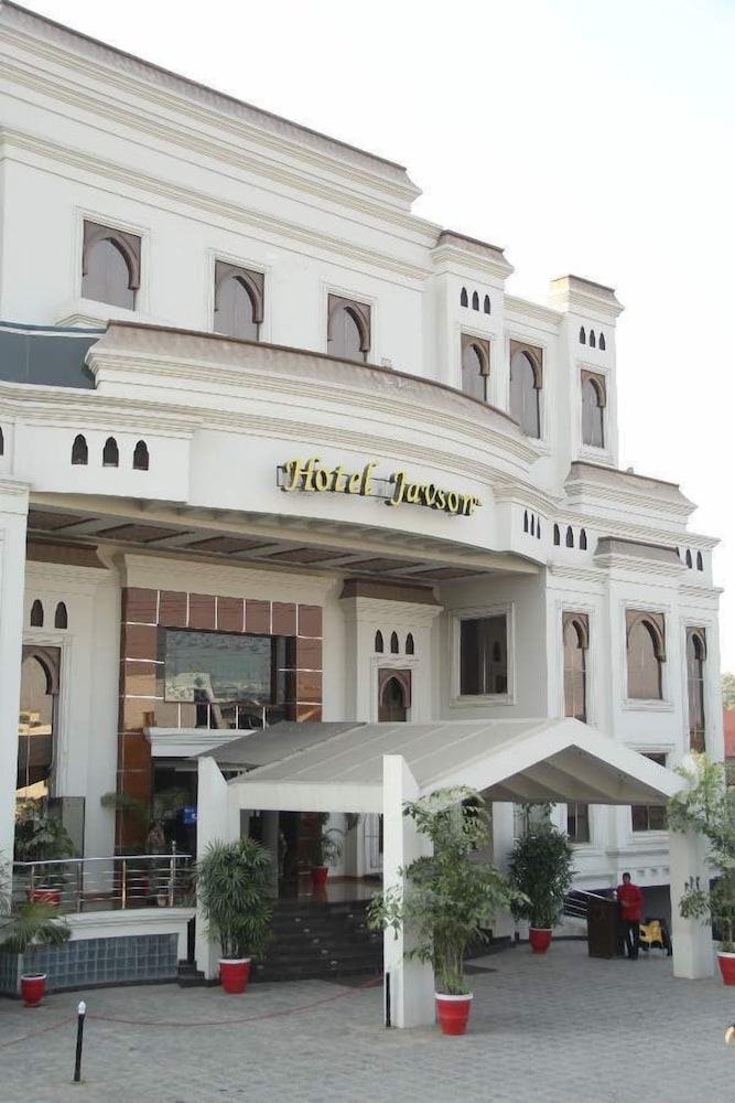 Hotel Javson Sialkot — 4-Star Luxury Hotel in Sialkot, Pakistan