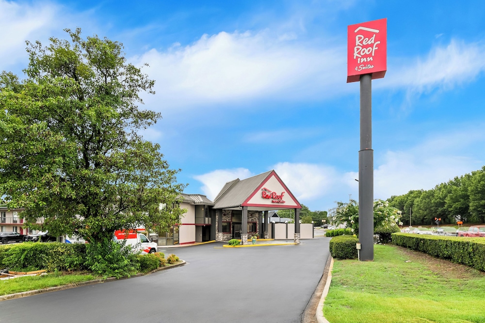 Red Roof Inn & Suites Duncan - photo 36