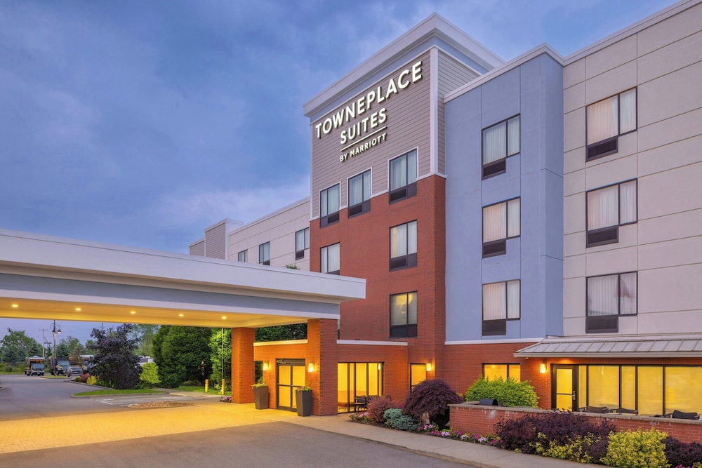 TownePlace Suites Buffalo Airport in Buffalo, United States