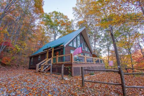 Treetops Retreat — 4-Star Luxury Hotel in Bryson City, United States