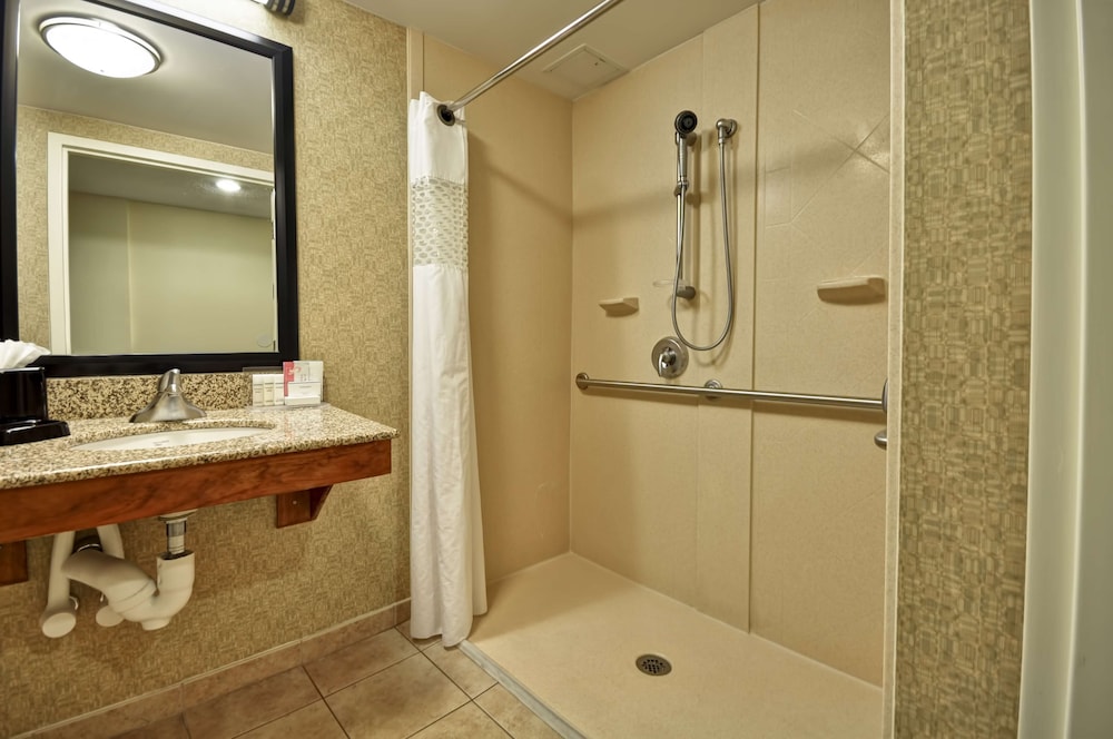 Hampton Inn Chicago Gurnee - photo 24