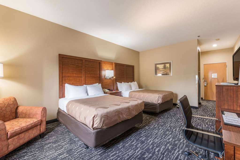 Quality Inn & Suites Hendersonville Flat Rock - photo 10