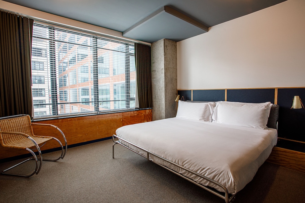 The Emily Hotel - photo 12