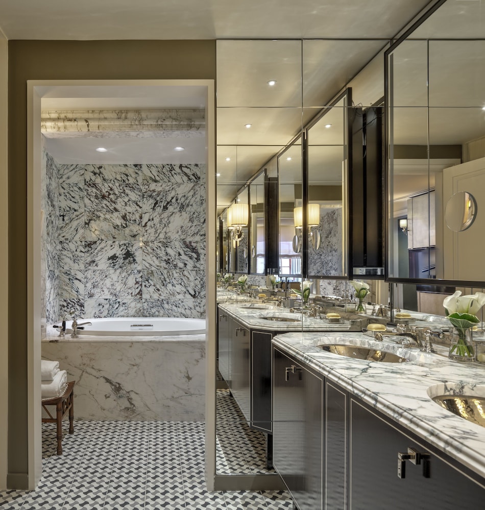 The Carlyle A Rosewood Hotel - photo 44