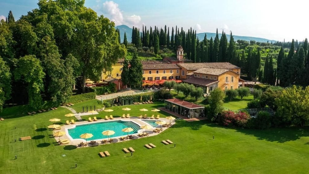 Villa Cordevigo — 5-Star Luxury Hotel in Cavajon Veronese, Italy