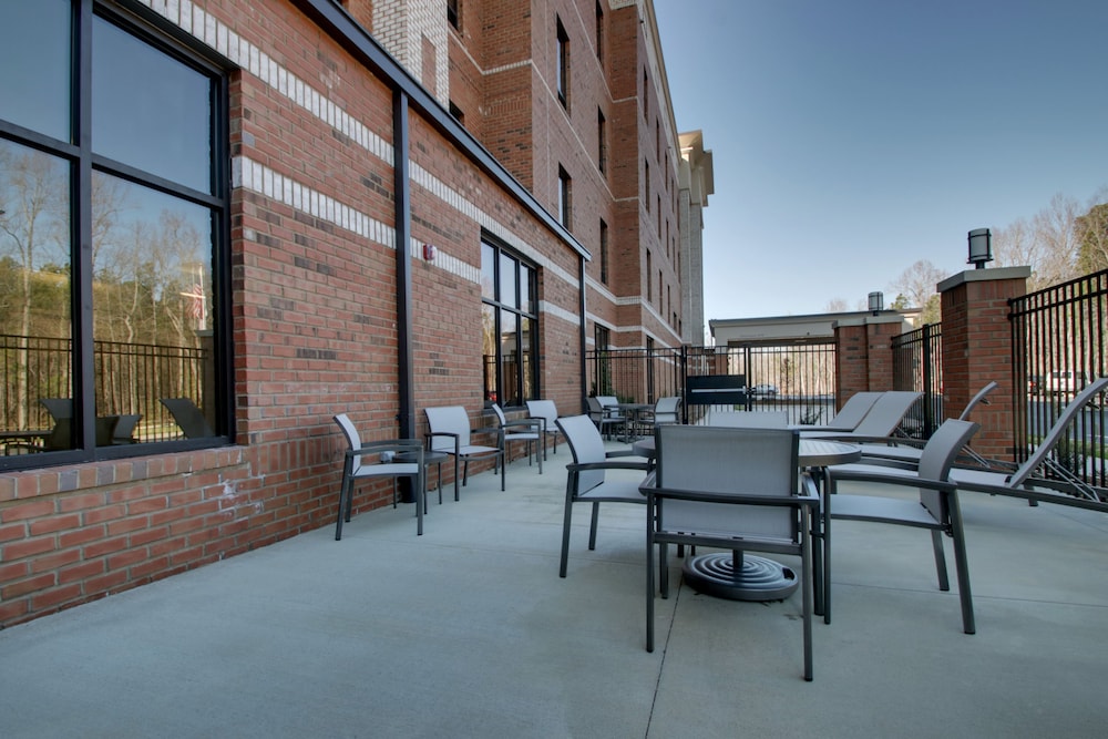 Hampton Inn & Suites Knightdale Raleigh - photo 72