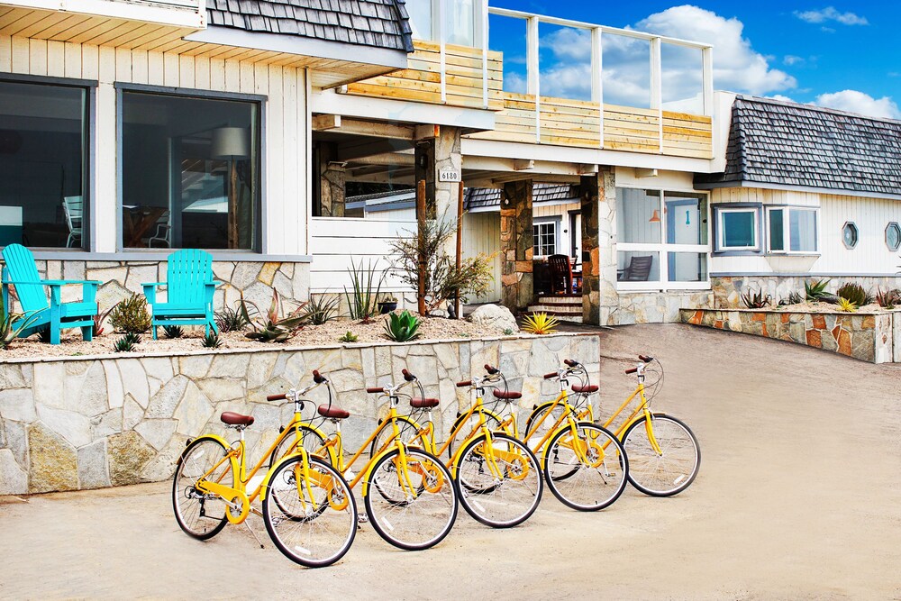 Cambria Beach Lodge - photo 2
