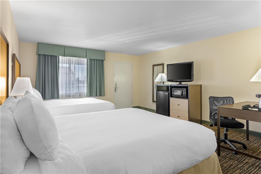 Best Western Petaluma Inn - photo 34