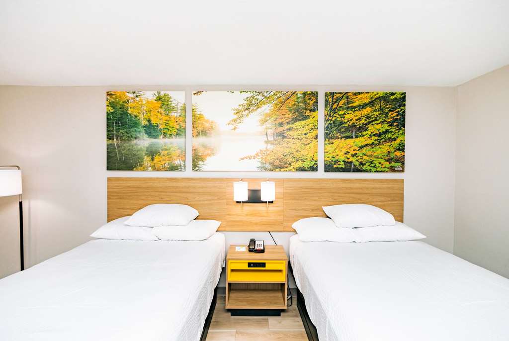 Days Inn by Wyndham Cincinnati East - photo 13