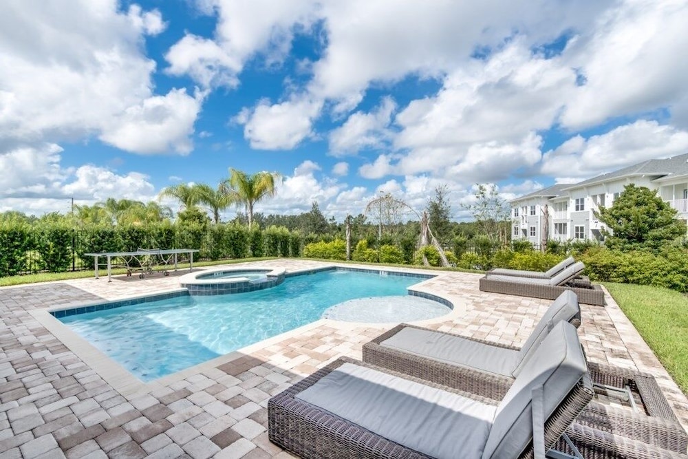 Reunion Golf Resort 8 Bed 8 Bath Amazing Pool Home 8 Bedroom Villa by RedAwning - photo 49