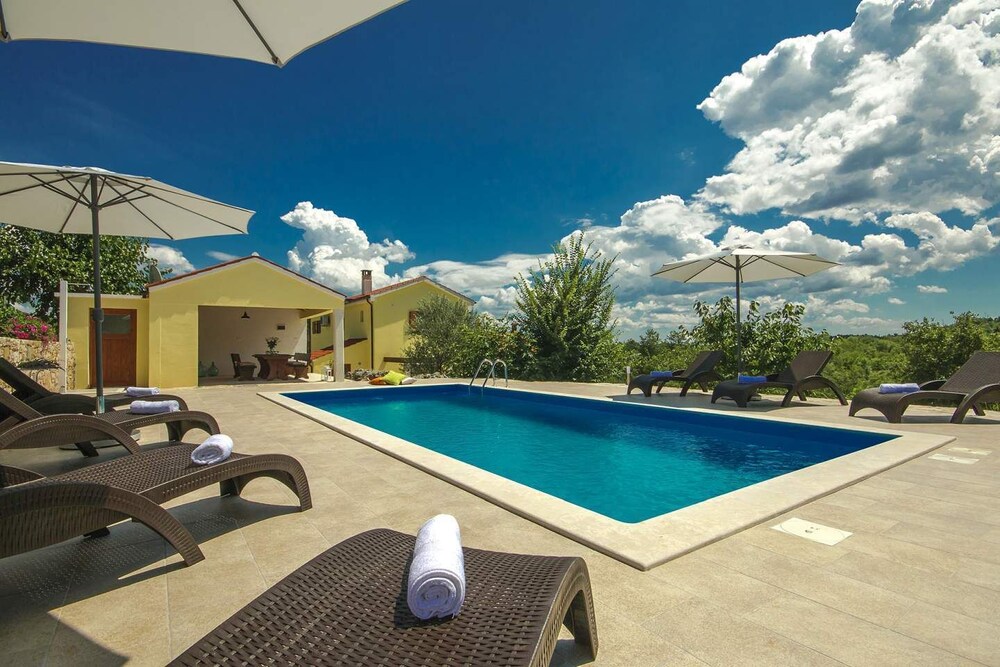 Casa Ida — 4-Star Luxury Hotel in Groznjan, Croatia
