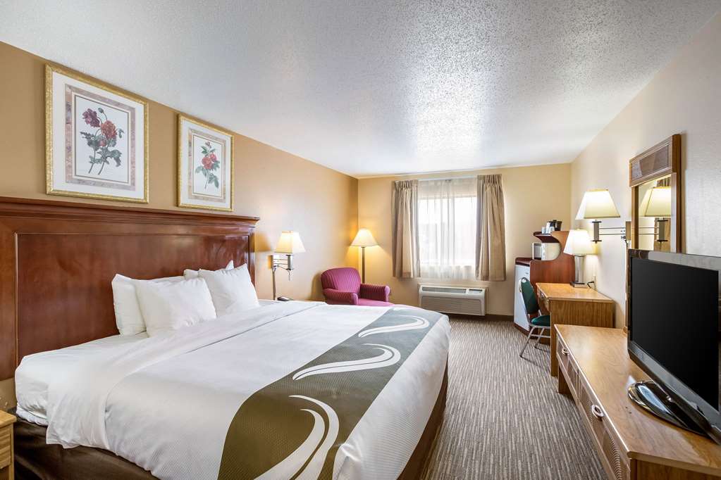 Quality Inn Storm Lake - photo 15