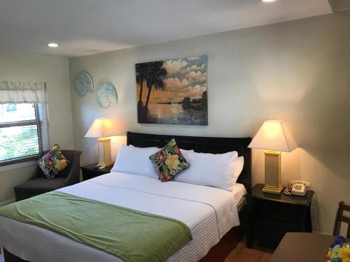Harborside Motel & Marina - photo 26