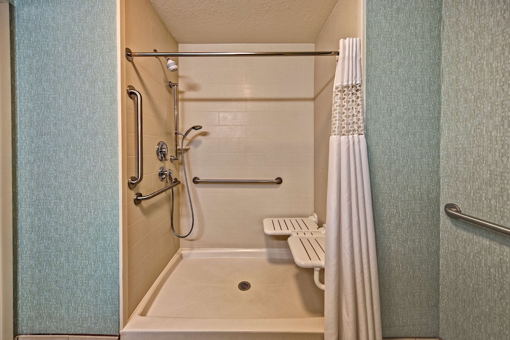 Hampton Inn Belton Kansas City area - photo 19