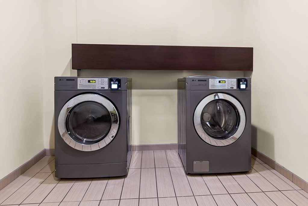 Best Western St. Louis Airport North Hotel & Suites - photo 32
