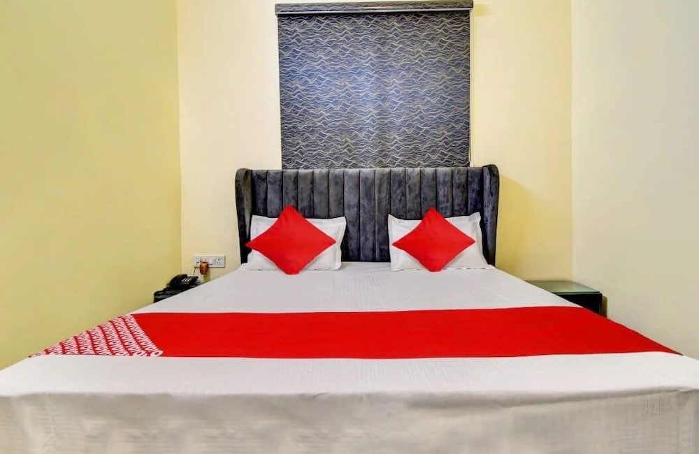 Hotel White Hut — Bahadurgarh — photo 5