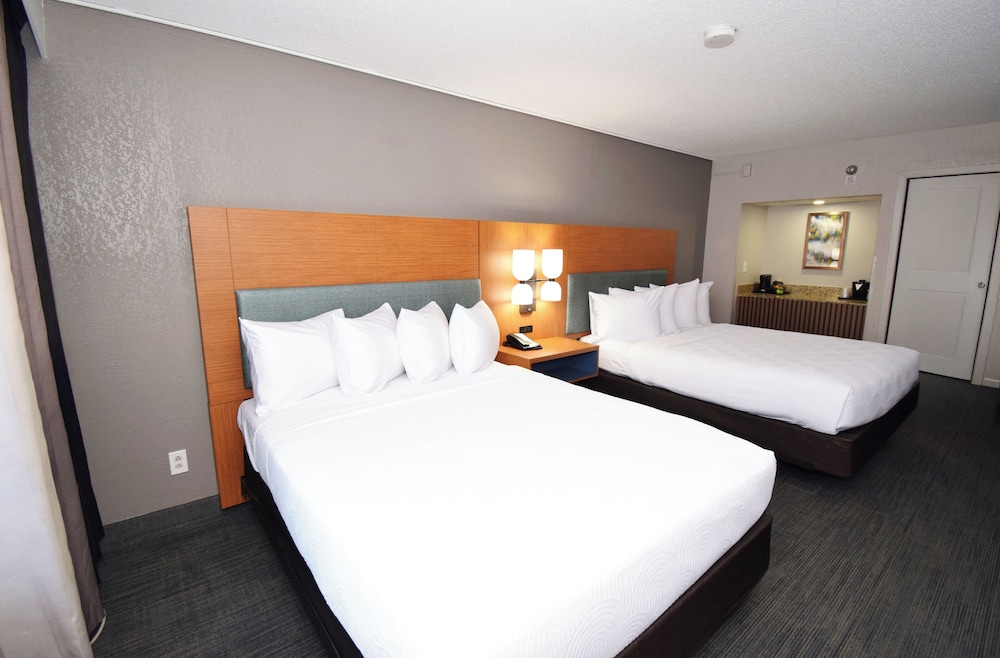 Country Inn & Suites by Radisson Coon Rapids MN - photo 22
