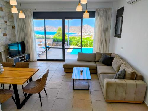 Apollonia Elounda View Villa — 4-Star Luxury Hotel in Elounda, Greece