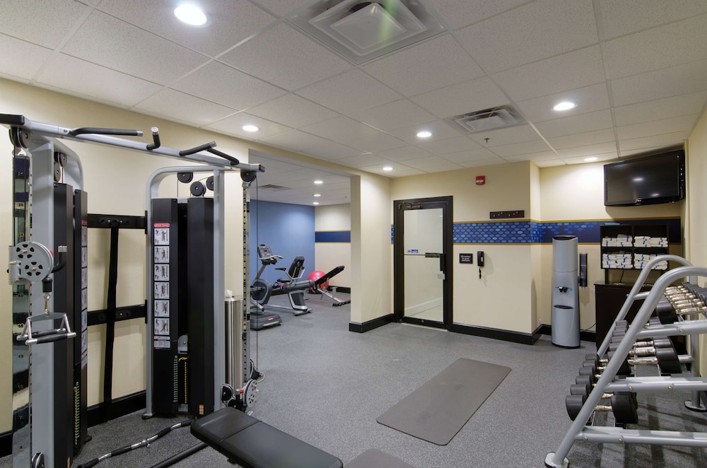 Hampton Inn Salem VA - photo 37