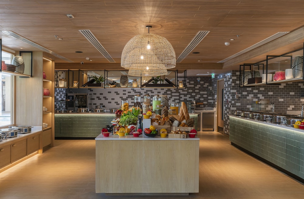 מזון ומשקאות