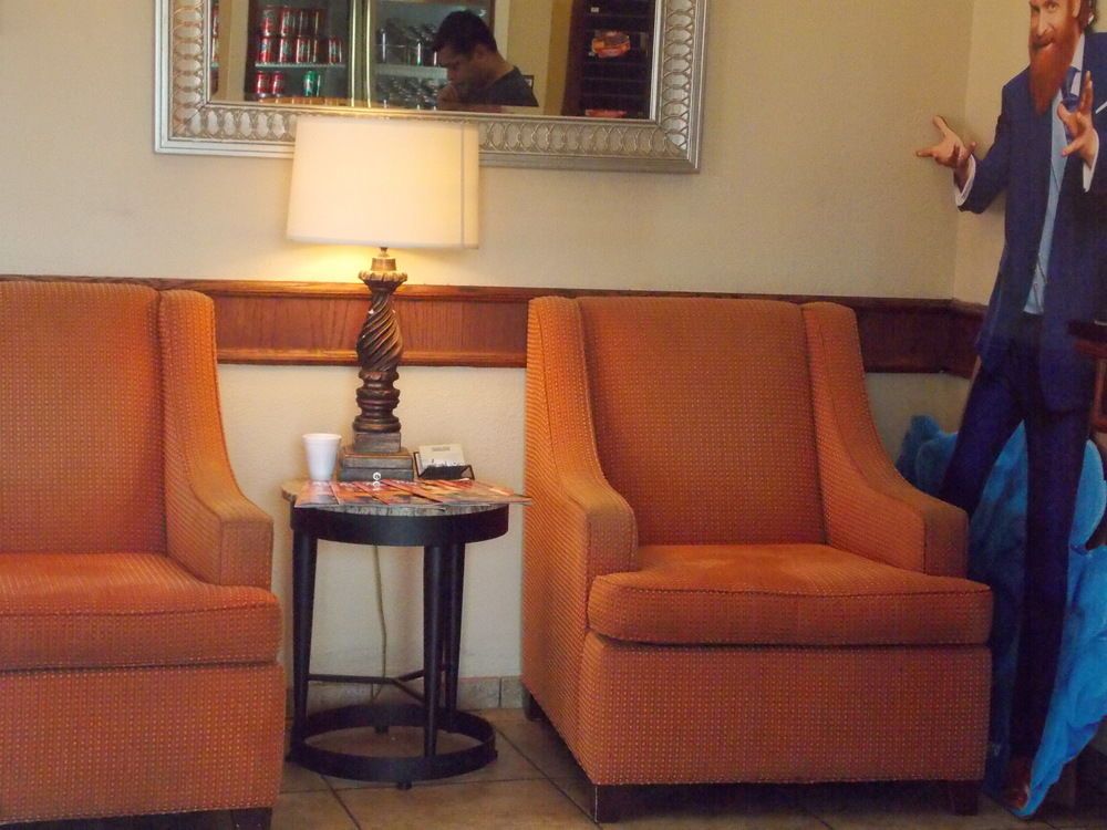 Travelodge San Antonio Downtown - photo 34