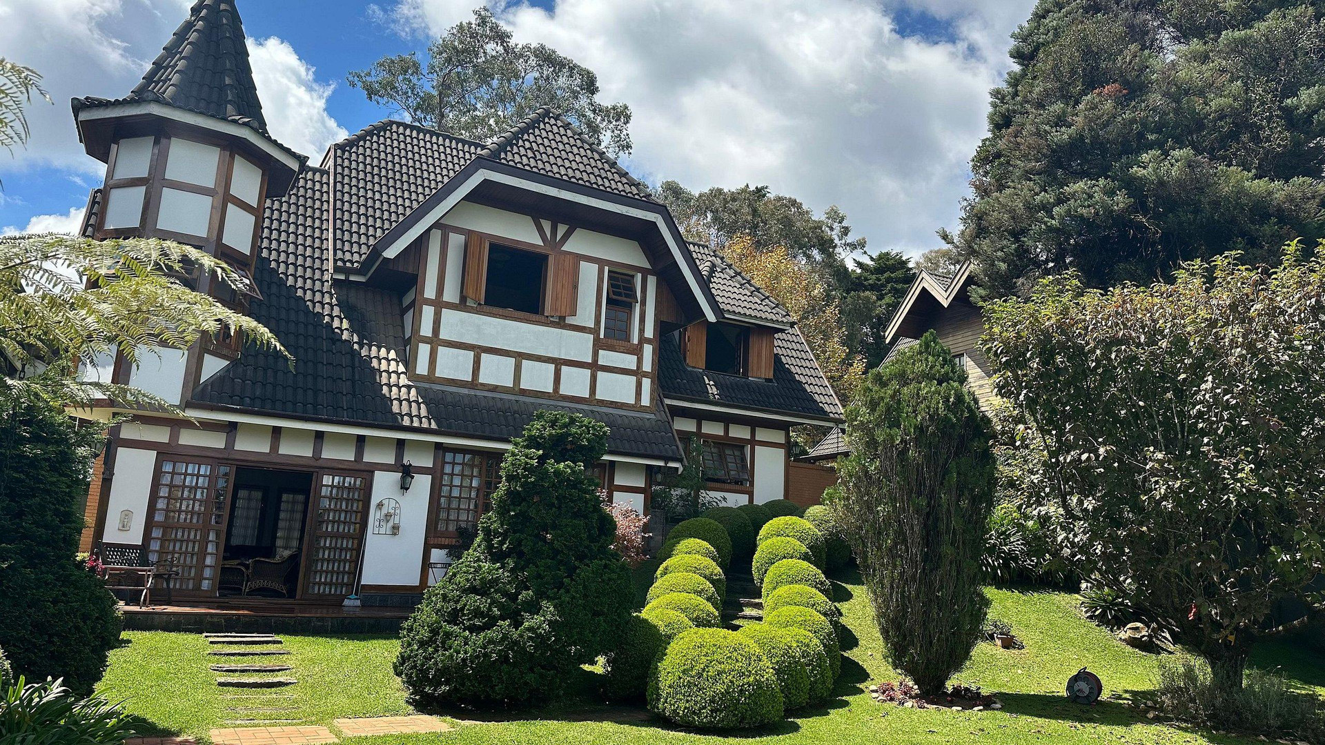 Refúgio JeraHaus - carbon neutral hotel in Campos Do Jordao